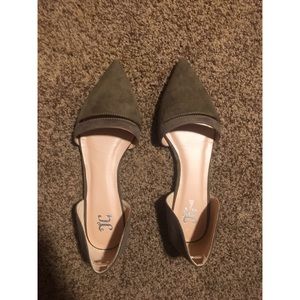 Journee Collection Flats